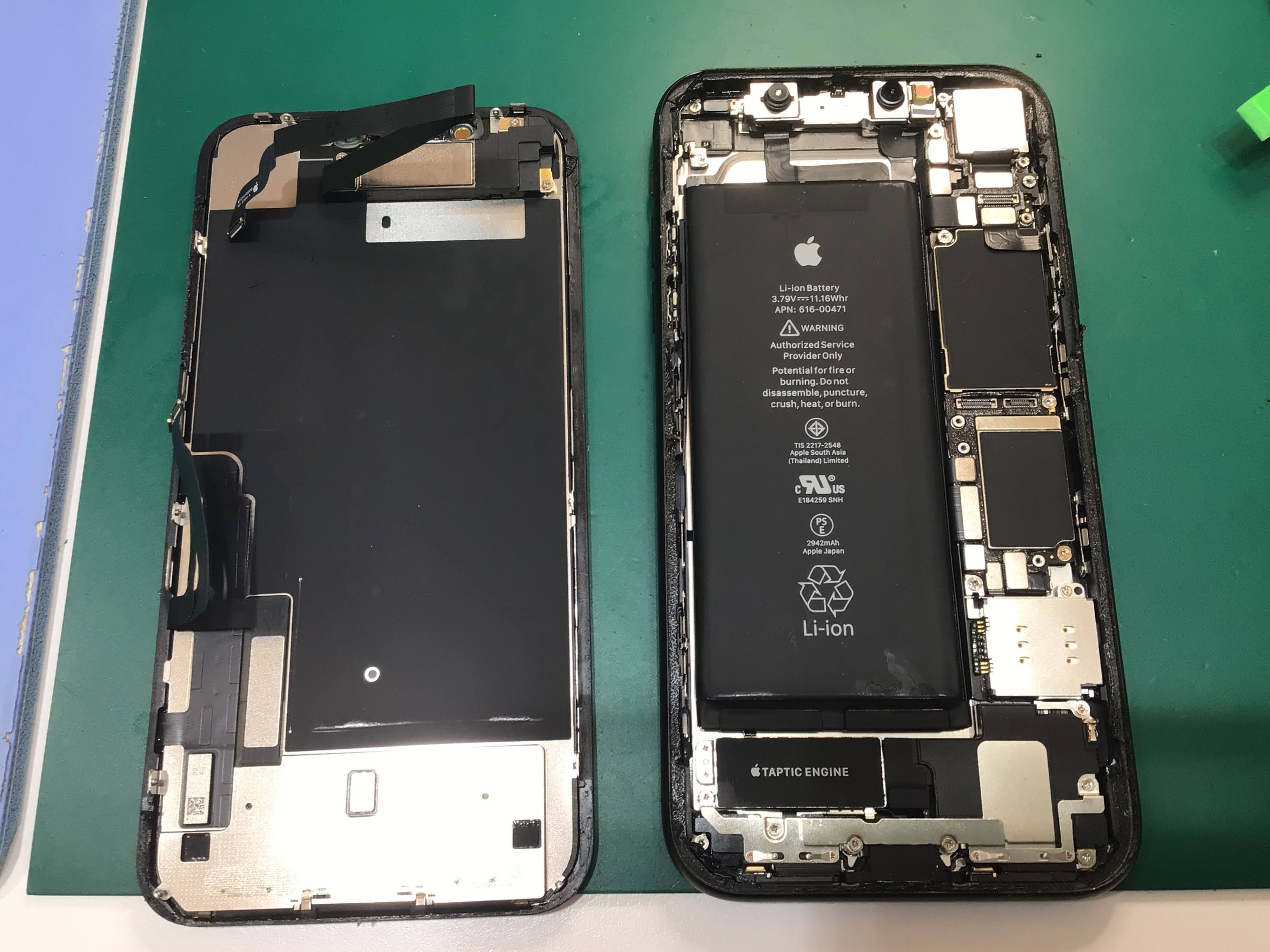 iPhoneXRのバッテリー交換は、データそのまま・即日修理のスマホ修理工房イーアス高尾店へ！